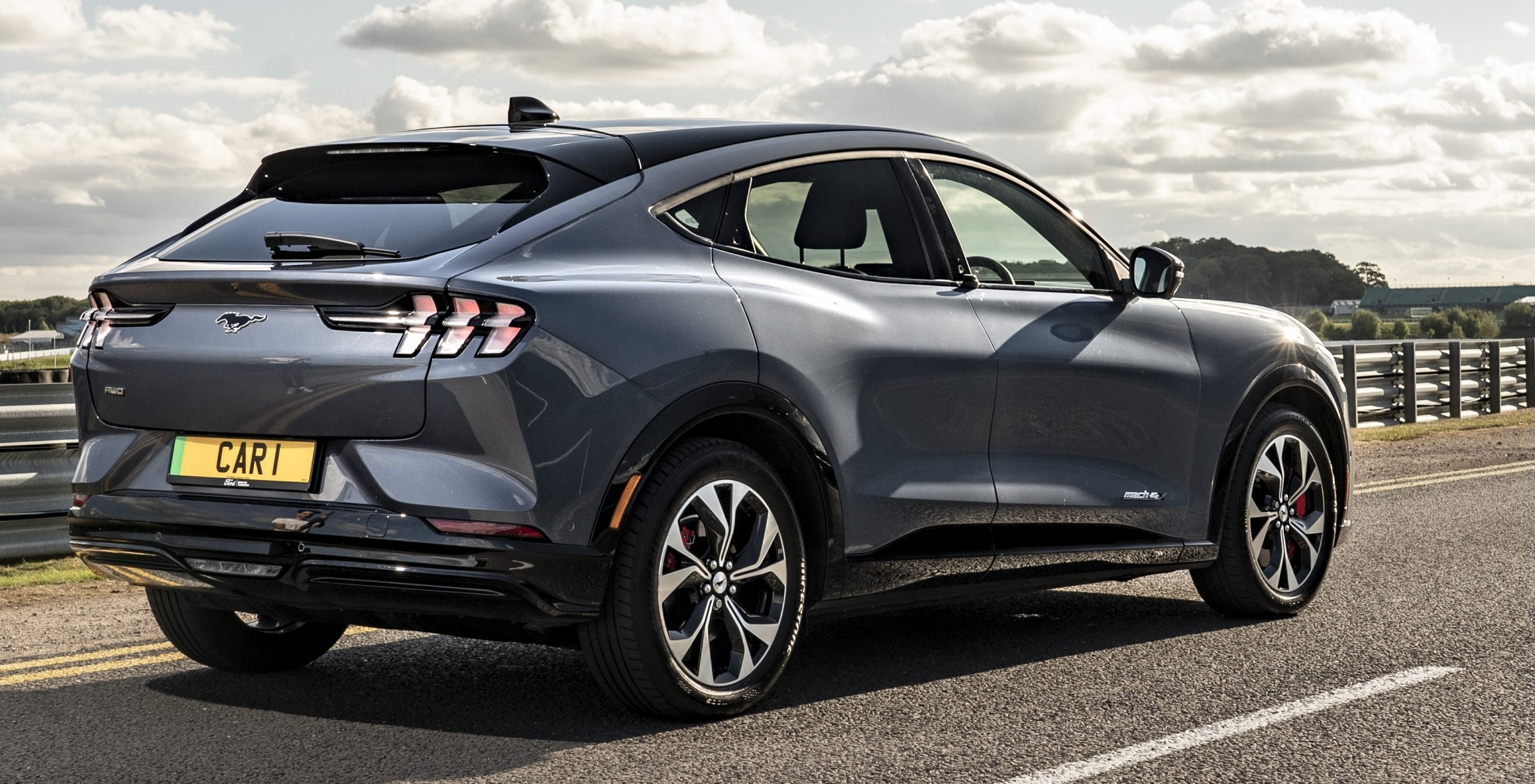 What is car leasing with maintenance? Powered by Tilsun Leasing